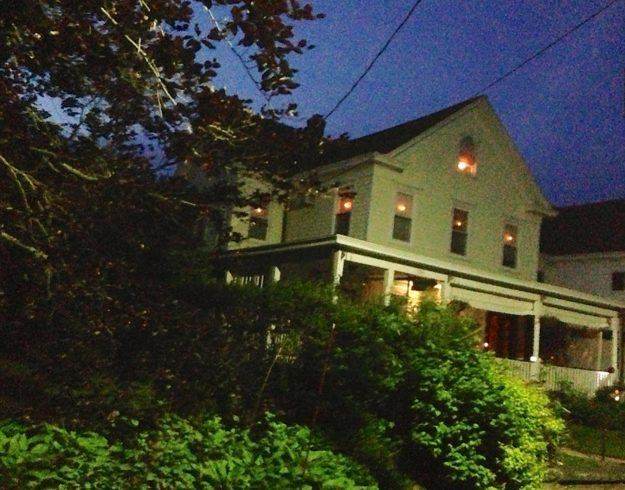 The Stirling House Waterfront Frühstückspension Greenport
